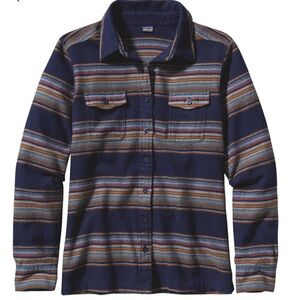 Patagonia Women’s Long-Sleeved 100% Organic Cotton Flannel Fjord Flannel Size 8